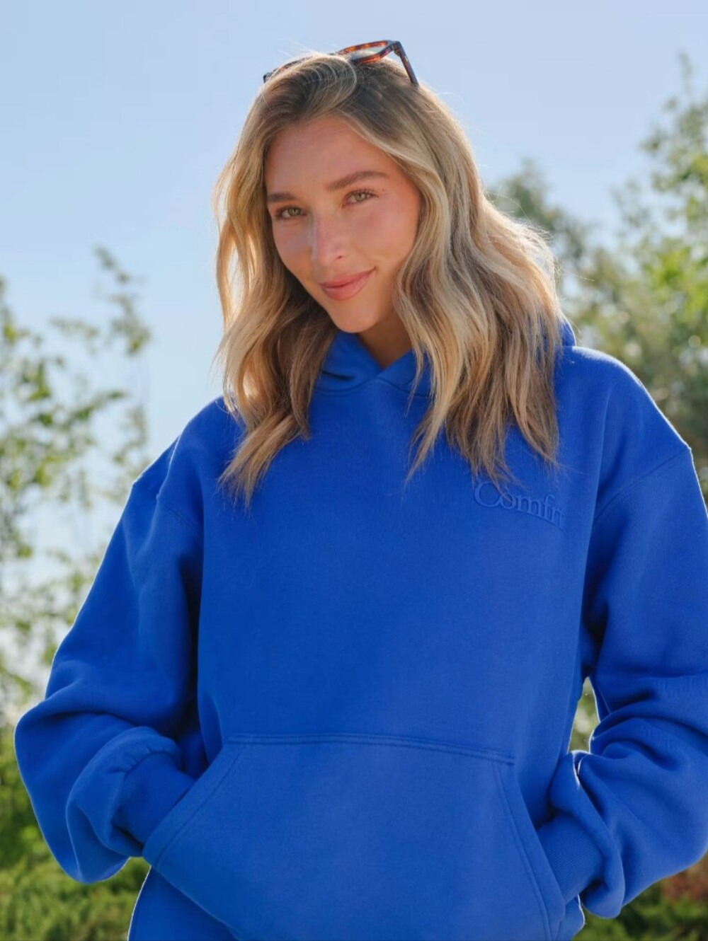 NEW Comftr Minimalist Blue Hoodie RETAIL 120